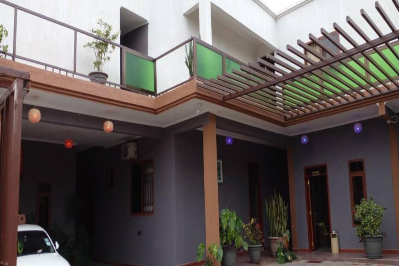 Lush Garden Business Hotel 阿鲁沙 外观 照片